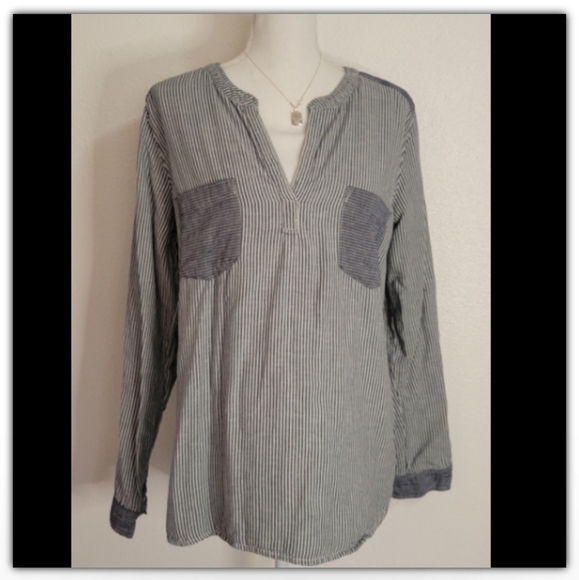 C&C California Tops - C&C California long sleeve with button back details size large